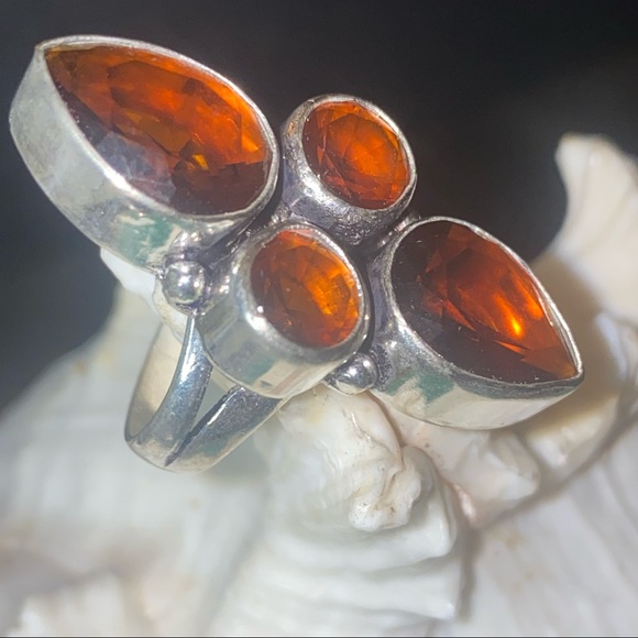Sale * Topaz handcrafted Renaissance ring - Picture 2 of 9